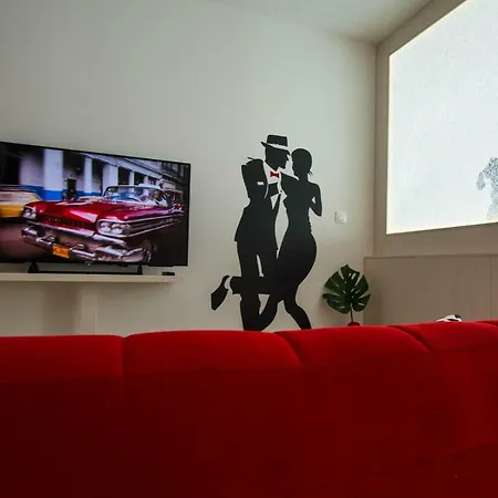 Karinflats - Jazzy Apt. Apartment